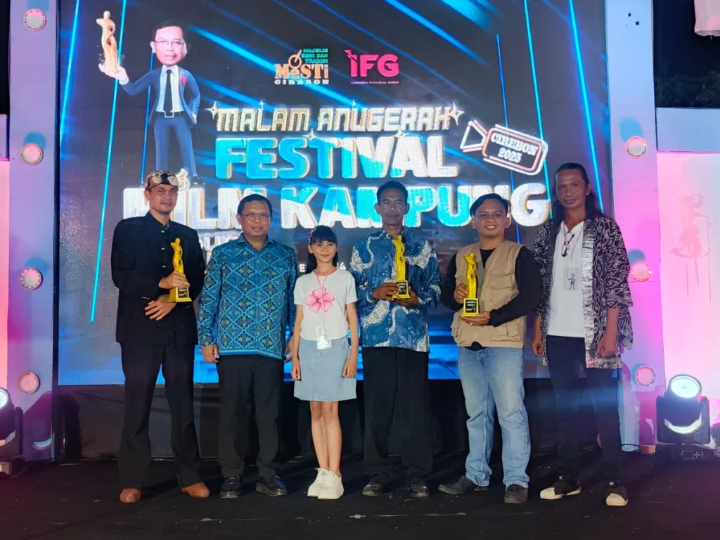 Hero Tantang Dedi Kampleng Buat Festival Milm Kampung Lagi Bertemakan Babad Tanah Leluhur Foto: MesTi Cirebon